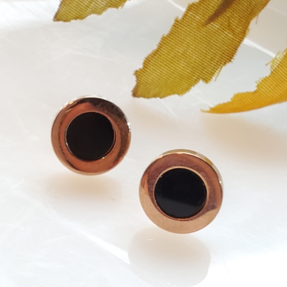 E 21D NEW Rosegold Onyx Stud Earrings - Picture 1 of 6